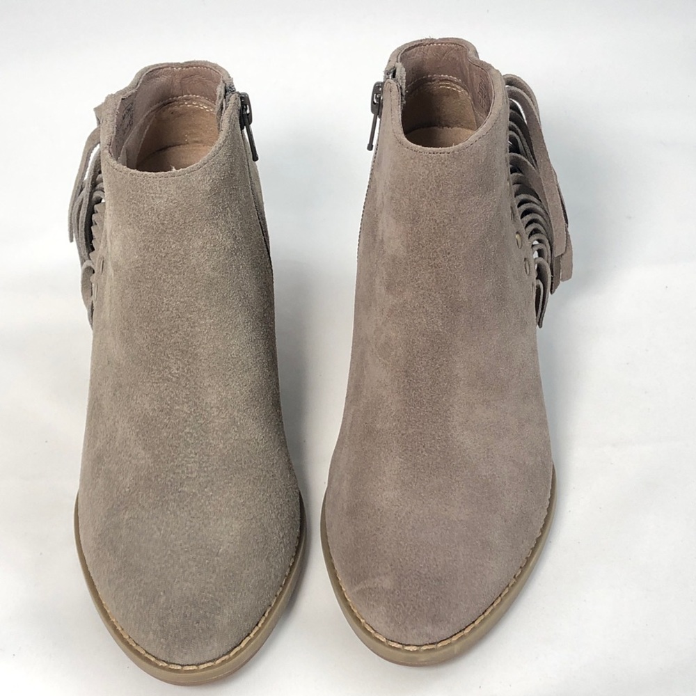 Vionic Women’s Faros Gray Fringed Ankle Boots with Stud Detail 6 New Wit… - Picture 2 of 14